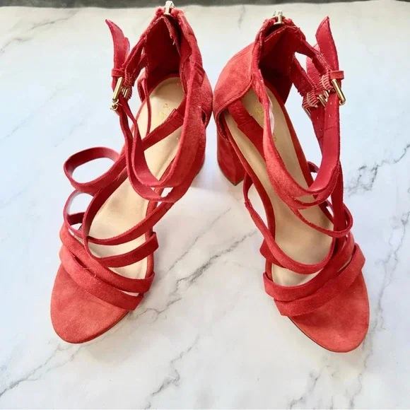 Bleecker & Bond Mindy Heels Womens Size 8 Cage Chunky Sandals Red Suede Strappy - Picture 12 of 12